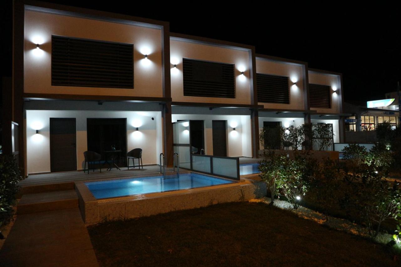 Cobalt Aqua Vila Nea Iraklitsa Exterior foto